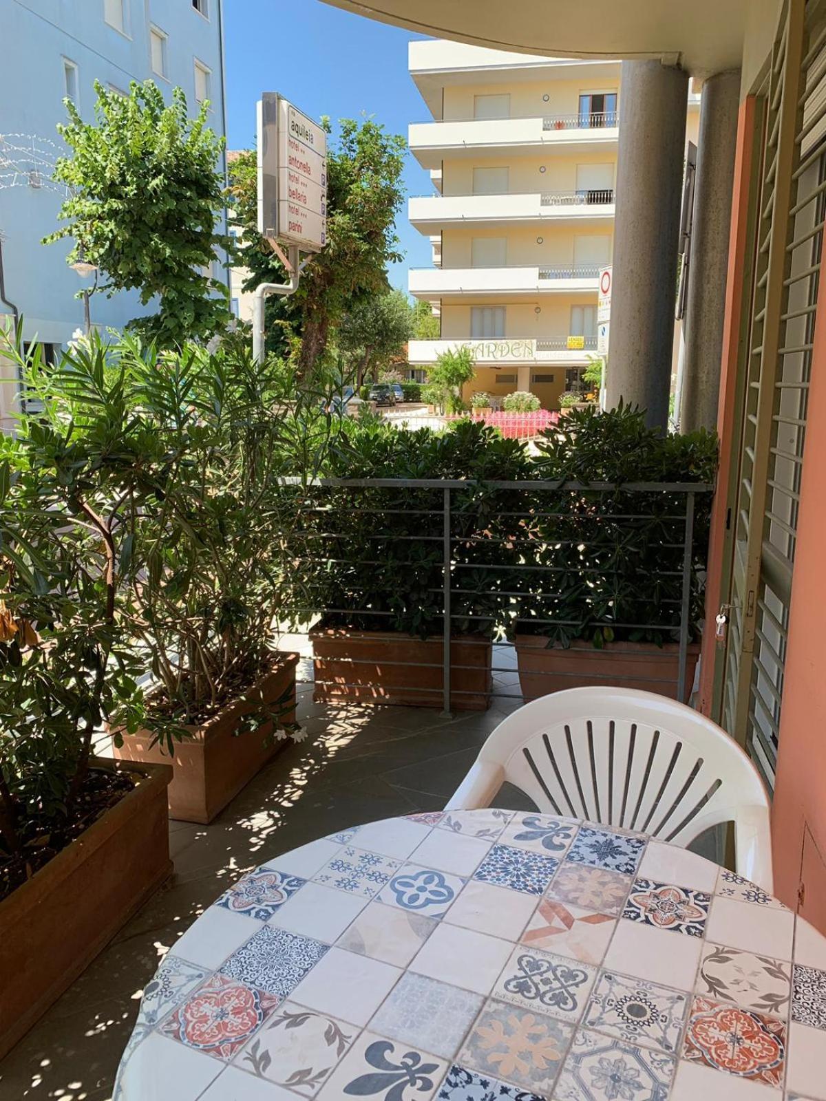 Residence Myricae Bellaria-Igea Marina Exterior foto